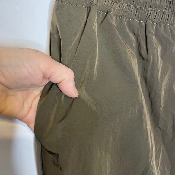 Good American Wide Leg Track Pants MEDIUM Mocha Pull On Casual Athletic Gym - Picture 8 of 13